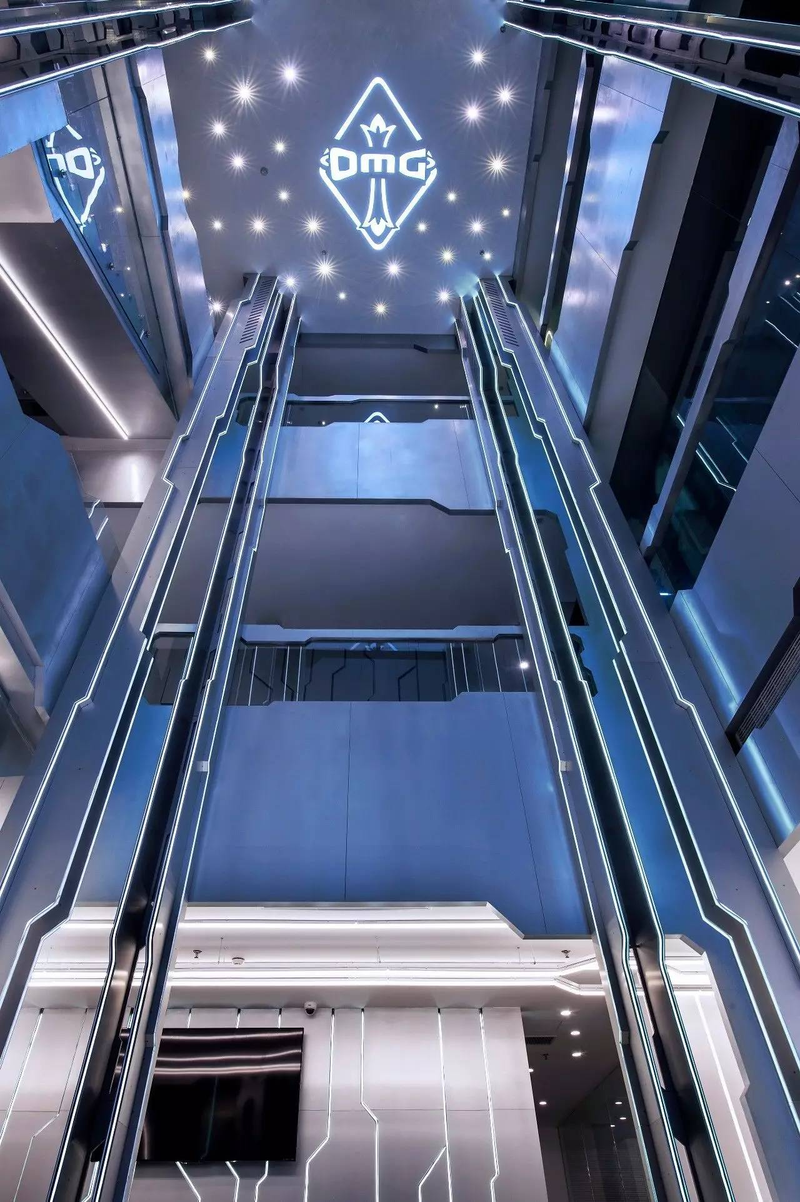 Illustration for article titled Chinese Esports Team Has An Amazing Training FacilityÂ